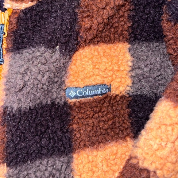 Woman’s Columbia Sherpa Jacket. Size XL - Picture 4 of 4